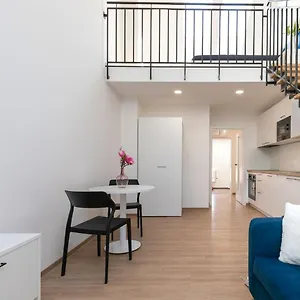 https://mezonet-postovska-centr-apartments.brnohotels.org