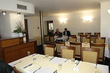 Hotel Coronet Prague 4*,